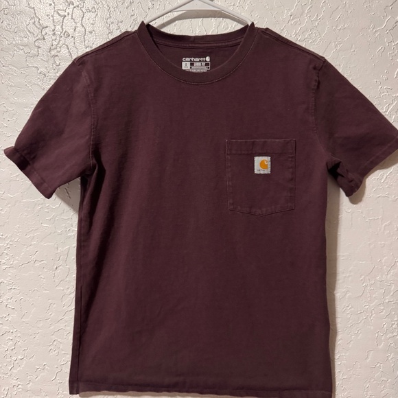 Carhartt Loose Fit Mens T-Shirt Burgundy Chest Pocket Size S (4-6) - Picture 1 of 4